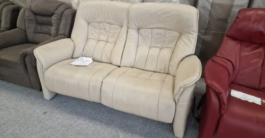 2 személyes és 3 személyes kanapék | VALÓDI BŐR